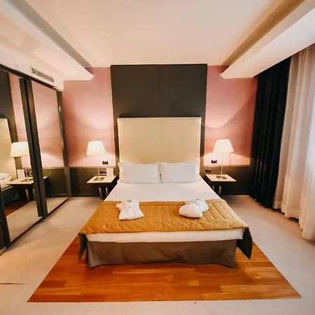 Hotel Antonella 4*