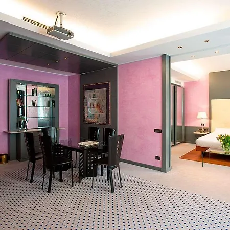 Hotel Antonella 4*