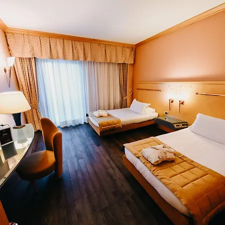 Antonella Hotel 4*